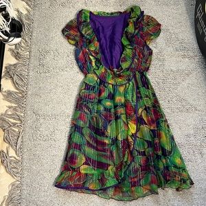 Custom-made vintage silk dress, size medium / 6-8 . The lining is purple silk.